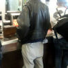 2010-08-13 Vieux qui perd son pantalon_l.jpg
